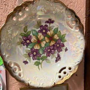 Iridescent lattice bowl with Gold Accents from Japan